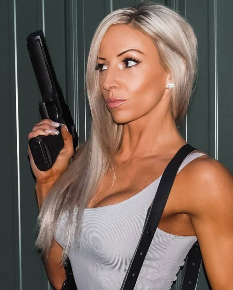 guns and girls a powerful combination 59 pics 29.html - 59 HD Photos | Premium Gallery 2023