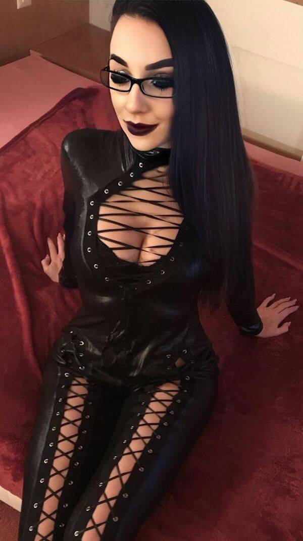 the allure of downblouses 42 pics 9.html - 42 HD Photos | Premium Gallery 2023