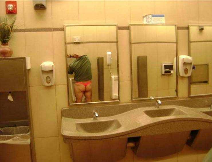 “Walmart” Customers Are Wild…