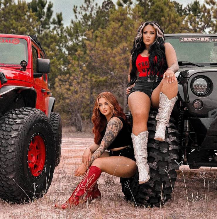 cute girls and brutal jeeps 27 pics 3 gifs 13.html - 27 HD GIF | Premium Gallery 2023