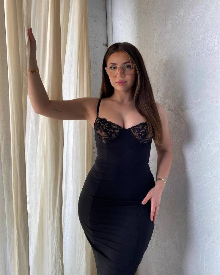 pretty eyes behind cute glasses 39 pics 13.html - 39 HD Photos | Premium Gallery 2023