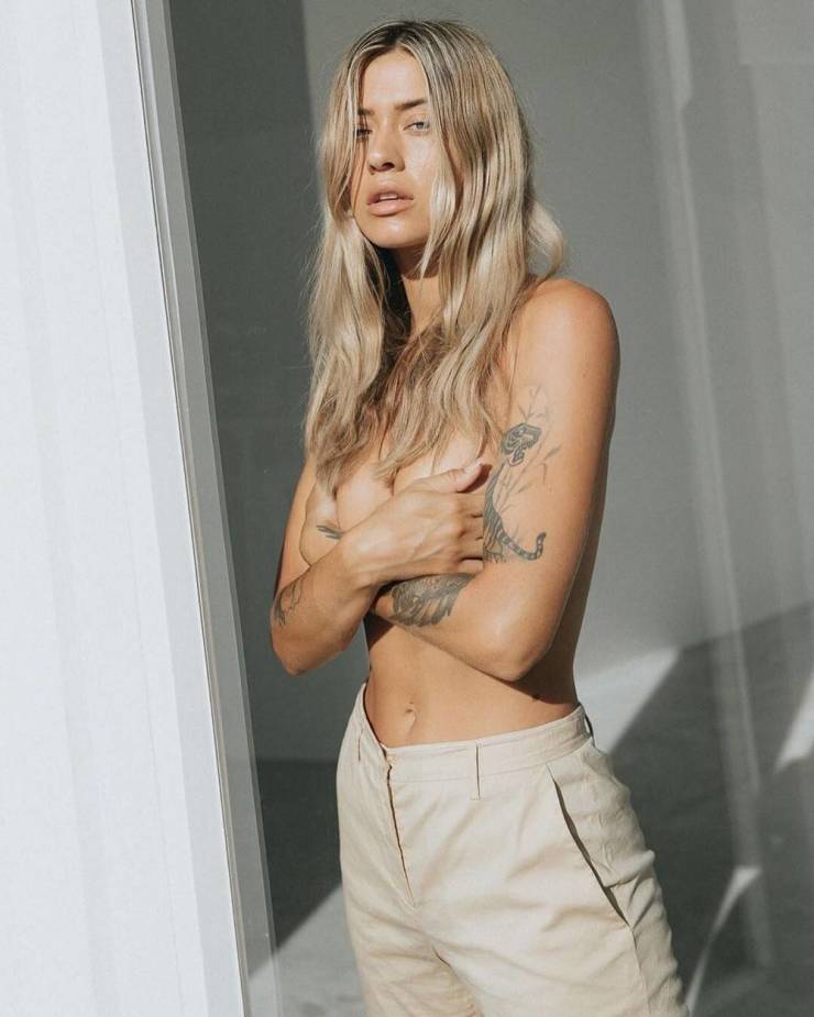 hands are the best bras 46 pics 17.html - 46 HD Photos | Premium Gallery 2023