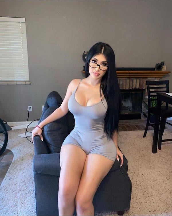 squishy hills await 70 pics 6.html - 70 HD Photos | Premium Gallery 2023