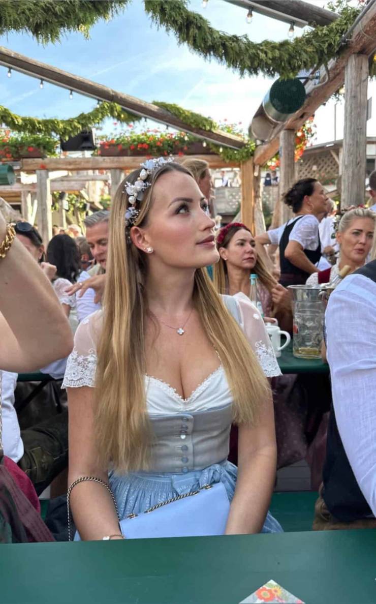 sexy women in dirndls october festival edition 37 pics 2.html - 37 HD Photos | Premium Gallery 2023