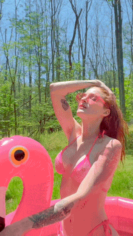 Hot Girls Are Here For You!