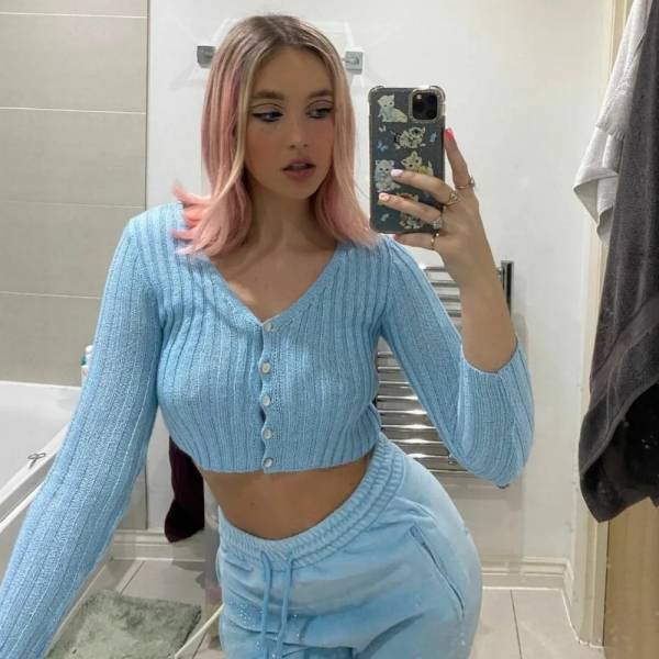 behind the mirror 46 pics 1.html - 46 HD Photos | Premium Gallery 2023