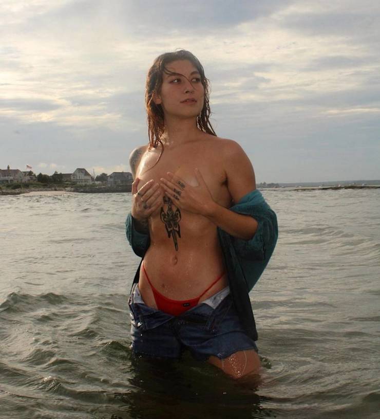 hands are the best bras 45 pics 2.html - 45 HD Photos | Premium Gallery 2023