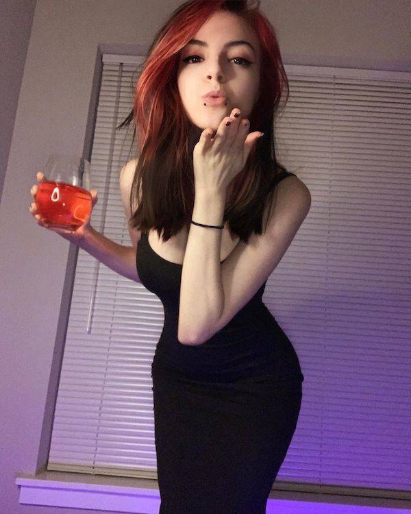cheers to everyone 42 pics 3 gifs 22.html - 42 HD GIF | Premium Gallery 2023