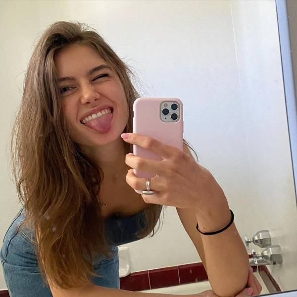 behind the mirror 46 pics 15.html - 46 HD Photos | Premium Gallery 2023