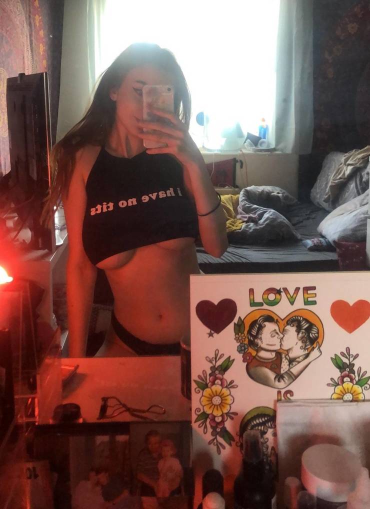 show us your underboobs 46 pics 4.html - 46 HD Photos | Premium Gallery 2023