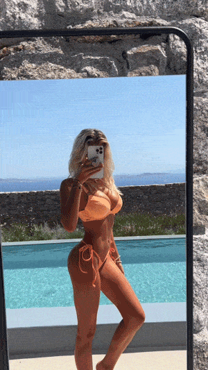 hot girls are here for you 42 gifs 2.html - 1 HD GIF | Premium Gallery 2023