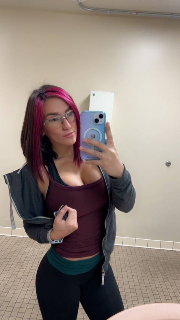 pretty eyes behind cute glasses 41 pics 5 gifs 2.html - 41 HD GIF | Premium Gallery 2023