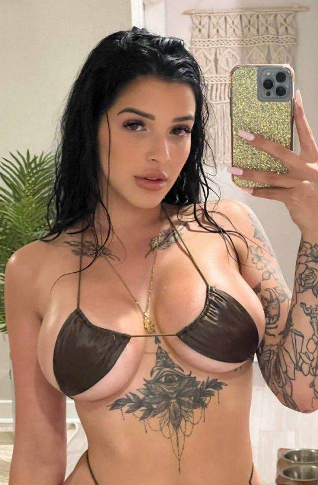 Underboobs Can’t Be Underrated!