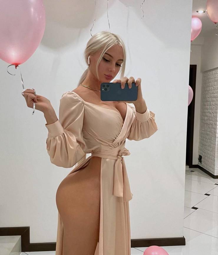 Sundresses Are Always Sexy!