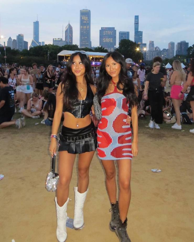 Sexy Girls At Music Festivals