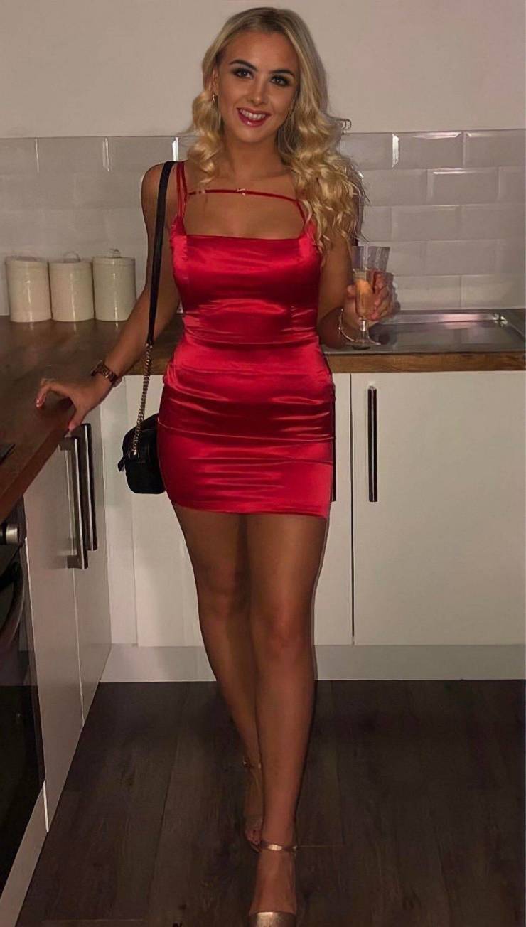 oh my those tight dresses 45 pics 21.html - 45 HD Photos | Premium Gallery 2024