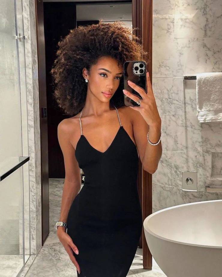 oh my those tight dresses 45 pics 21.html - 45 HD Photos | Premium Gallery 2024