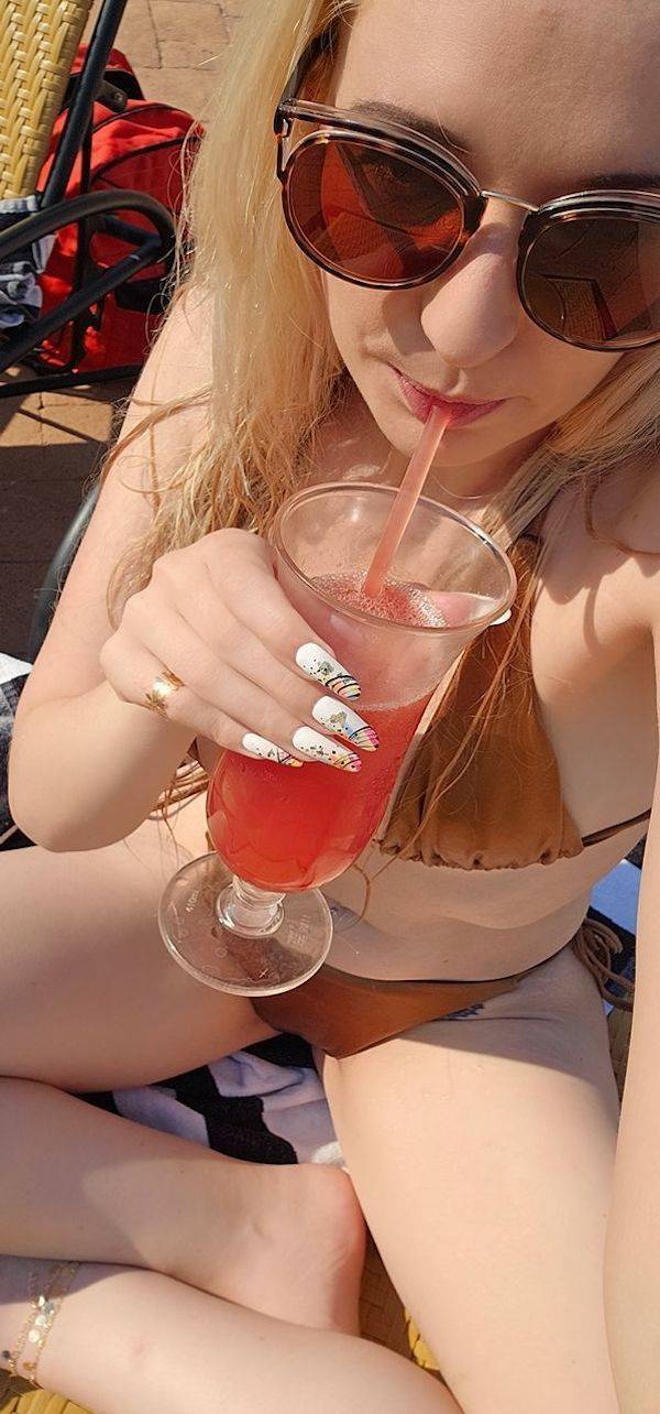 drinking never ends 40 pics 4 gifs 35.html - 40 HD GIF | Premium Gallery 2024