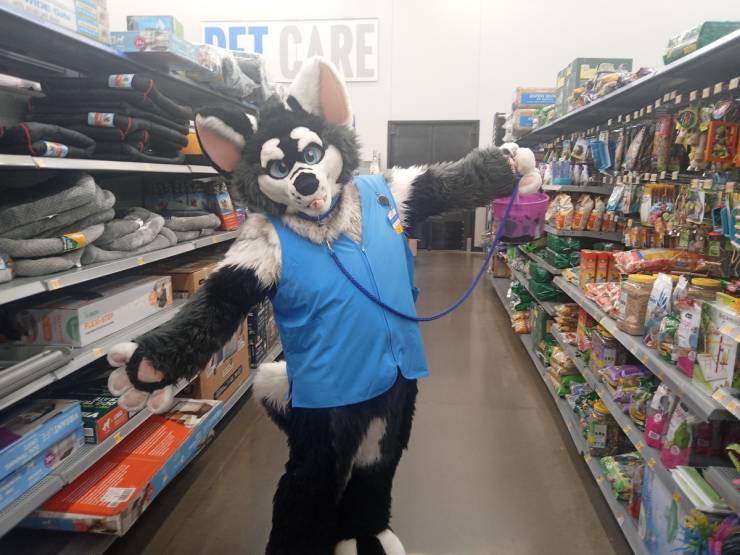 “Walmart” Customers Are Wild…