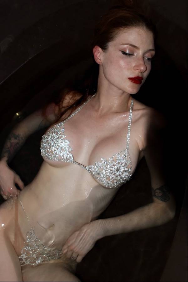 so wet and so sexy 43 pics 9.html - 43 HD Photos | Premium Gallery 2024