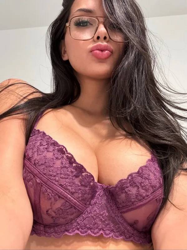 pretty eyes behind cute glasses 43 pics 26.html - 43 HD Photos | Premium Gallery 2024