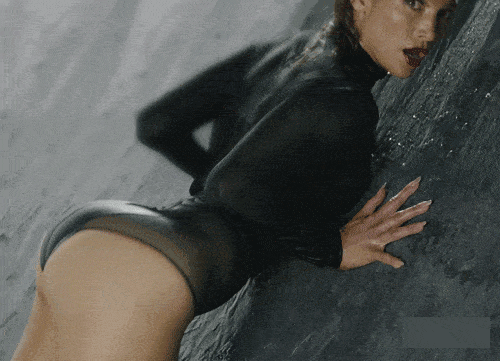 Hot Girls Are Here For You!