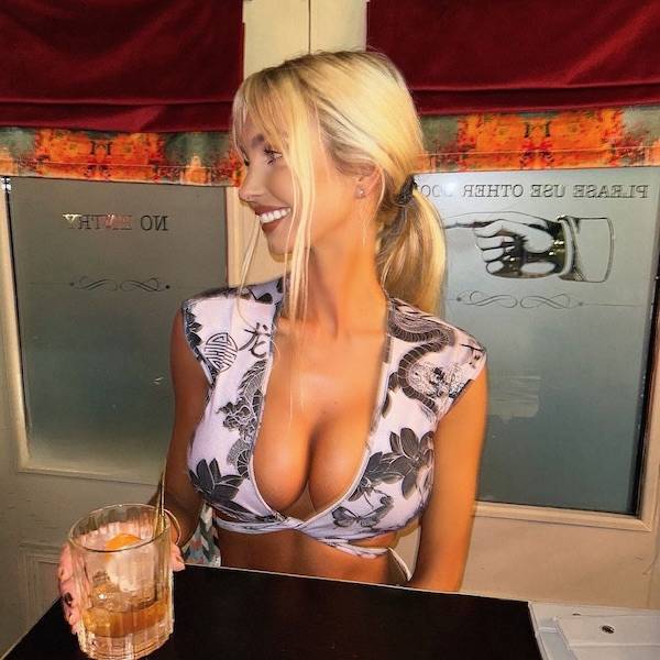 cheers to everyone 42 pics 5 gifs 43.html - 42 HD GIF | Premium Gallery 2024