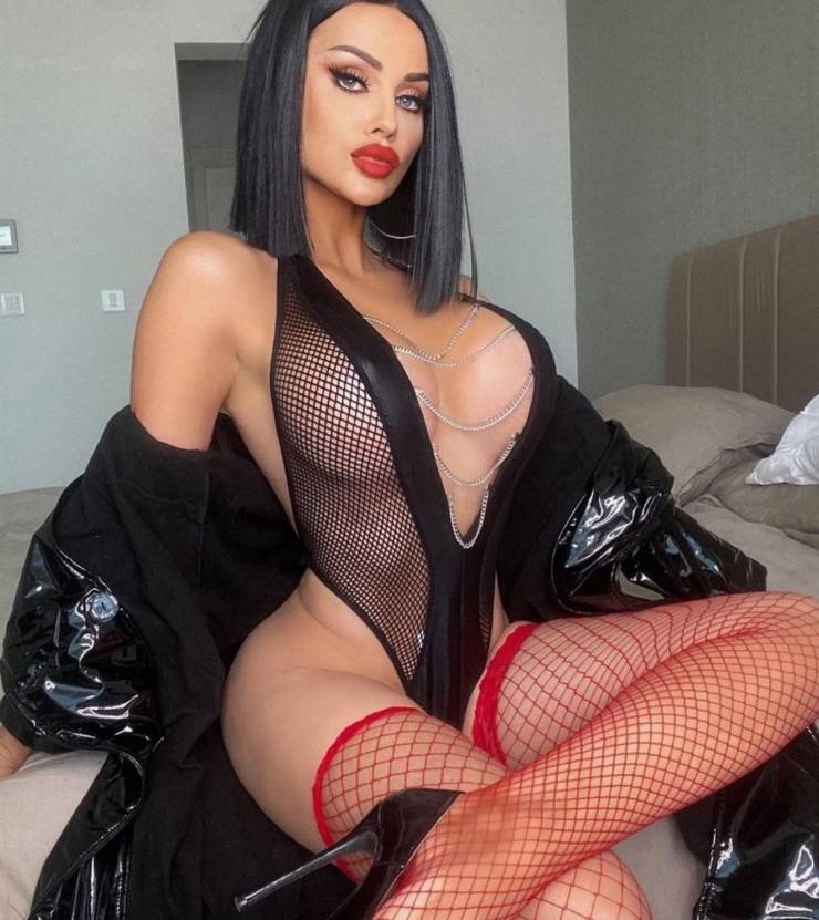 the beauty of side boobs 45 pics 2.html - 45 HD Photos | Premium Gallery 2024