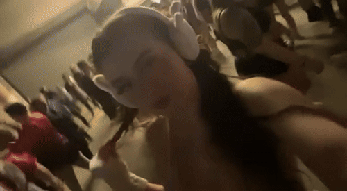 sexy girls at music festivals 32 pics 8 gifs 18.html - 32 HD GIF | Premium Gallery 2024