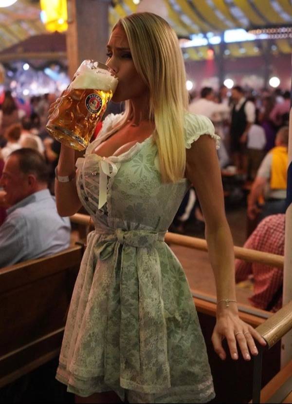 drinking time 42 pics 6 gifs 24.html - 42 HD GIF | Premium Gallery 2024
