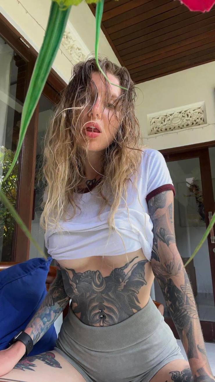 Tattooed Hotness!