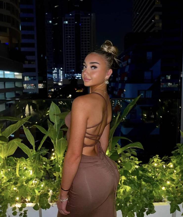 Hey, Nice Dress!