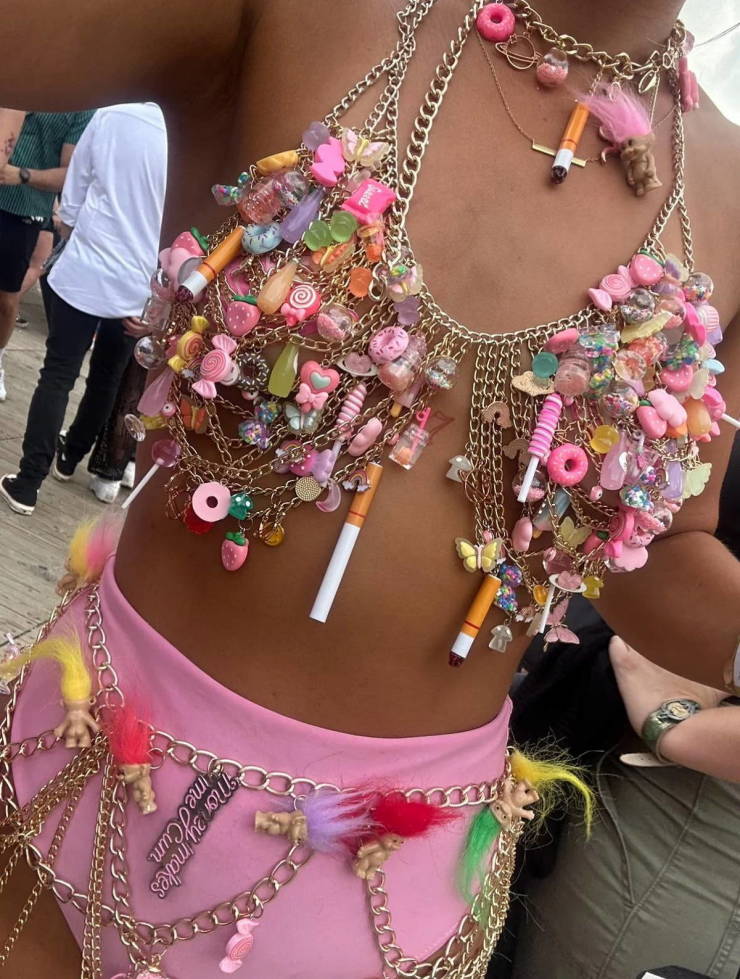 Sexy Girls At Music Festivals
