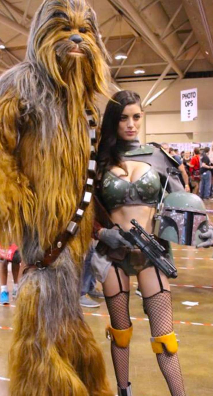 Cosplay? No, Sexy Cosplay!