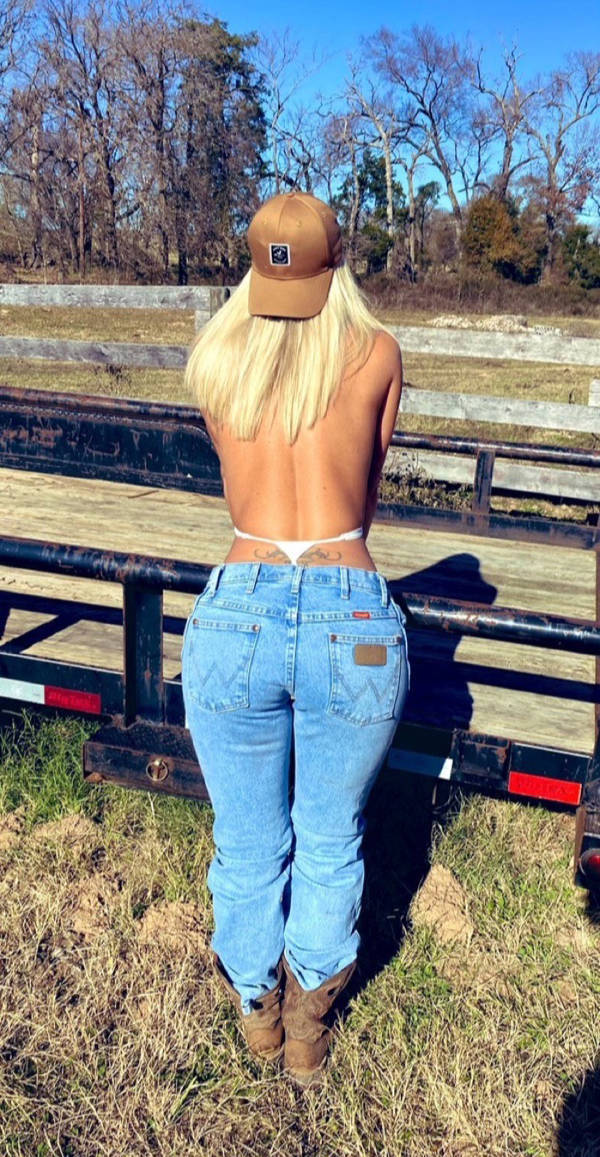 hot girls in tight jeans 50 pics 9.html - 50 HD Photos | Premium Gallery 2024