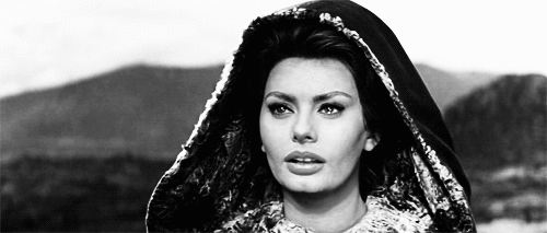 the timeless charm of sophia loren 20 gifs 1.html - 1 HD GIF | Premium Gallery 2024