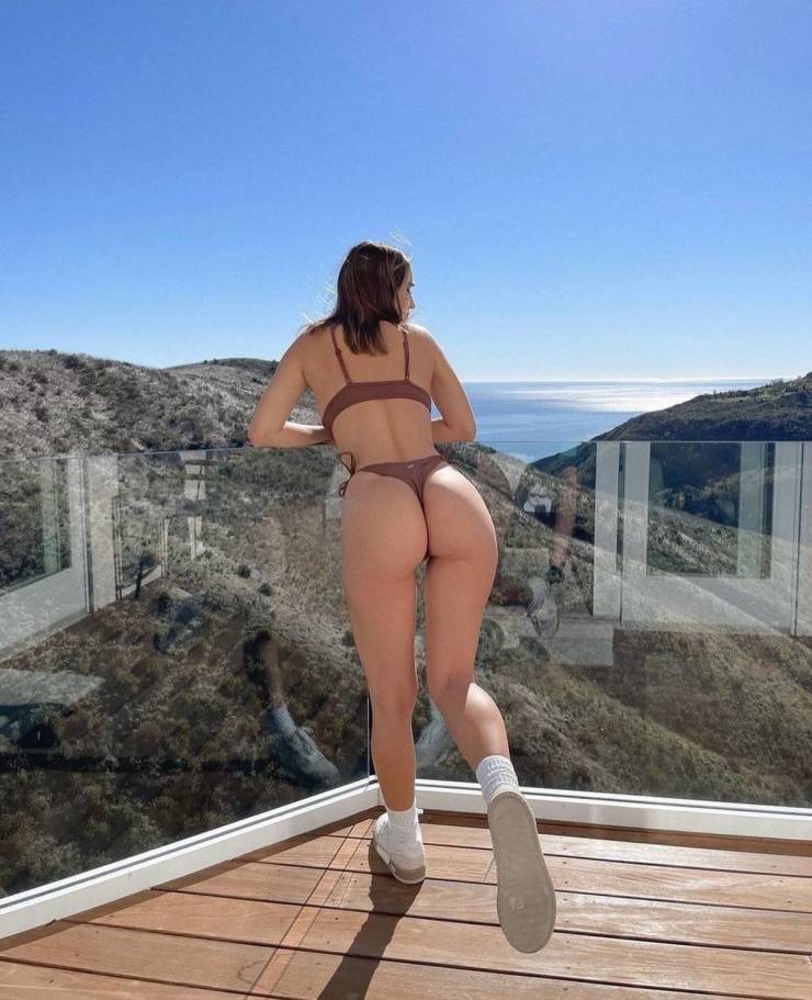 look at all these booties 45 pics 21.html - 45 HD Photos | Premium Gallery 2024