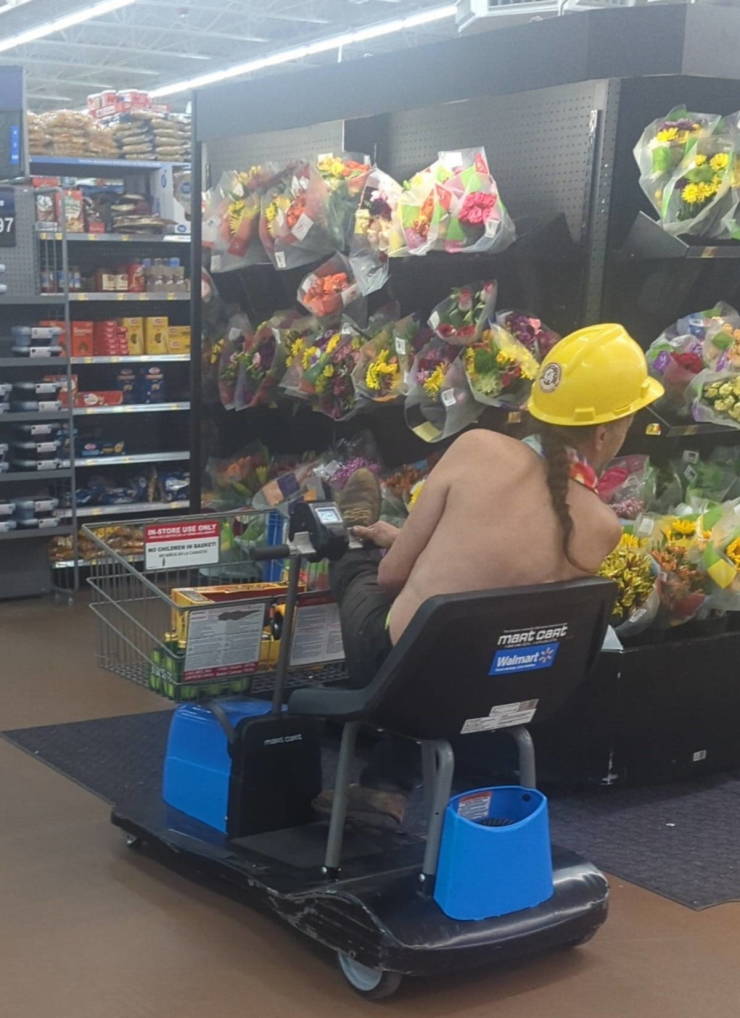walmart customers are wild 26 pics 5 gifs 5.html - 26 HD GIF | Premium Gallery 2024