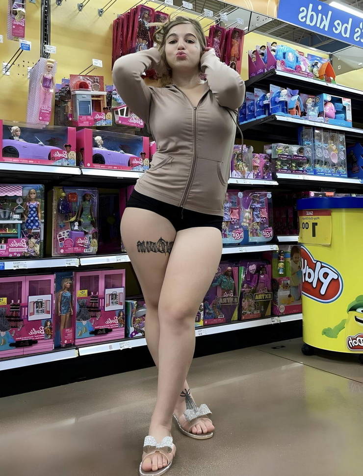 walmart customers are wild 26 pics 5 gifs 5.html - 26 HD GIF | Premium Gallery 2024