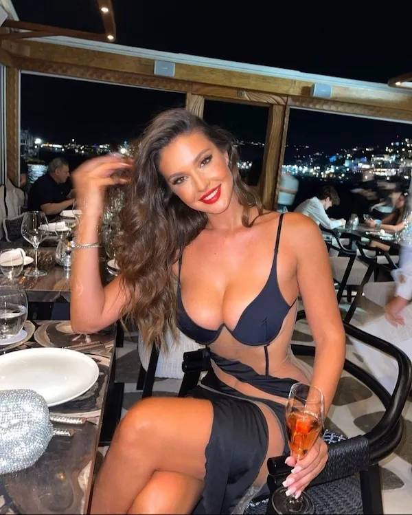 drinking time 45 pics 2 gifs 37.html - 45 HD GIF | Premium Gallery 2024