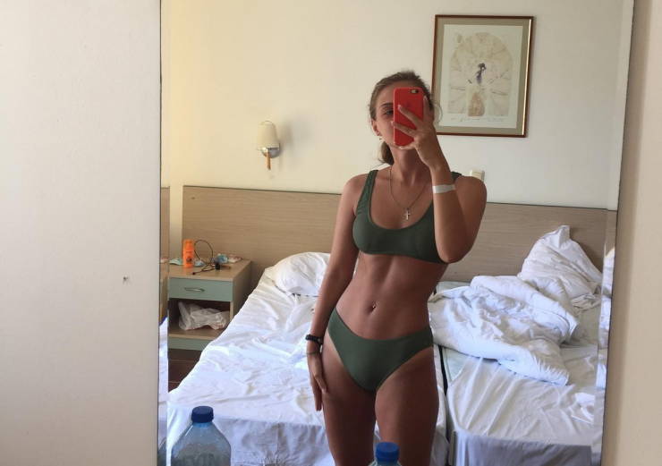 take a look in the mirror 48 pics 3.html - 48 HD Photos | Premium Gallery 2024