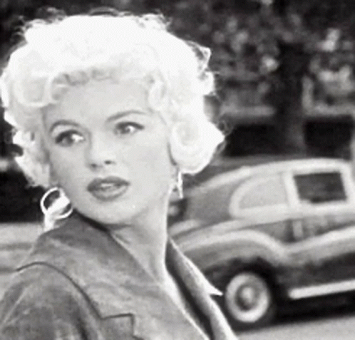 the timeless allure of jayne mansfield 25 gifs 4.html - 1 HD GIF | Premium Gallery 2024