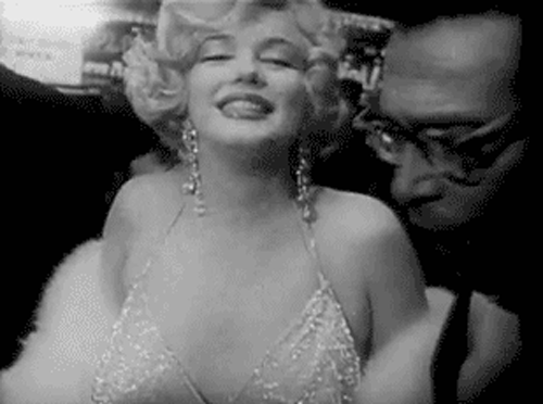 the unique brilliance of marilyn monroe 26 gifs 2.html - 1 HD GIF | Premium Gallery 2024