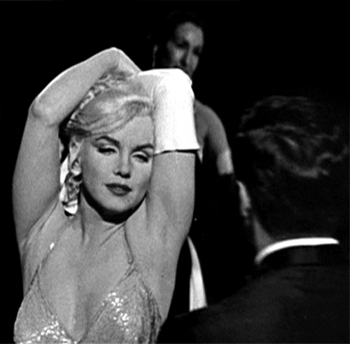 the unique brilliance of marilyn monroe 26 gifs 2.html - 1 HD GIF | Premium Gallery 2024