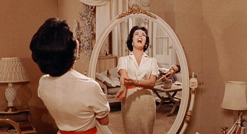 the unmatched beauty of elizabeth taylor 21 gifs 5.html - 1 HD GIF | Premium Gallery 2024