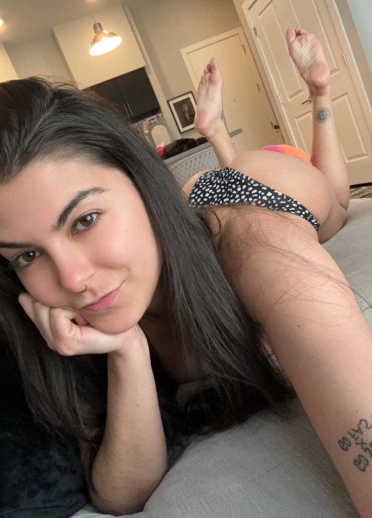 sexy girls in their sexy thongs 42 pics 17.html - 42 HD Photos | Premium Gallery 2024