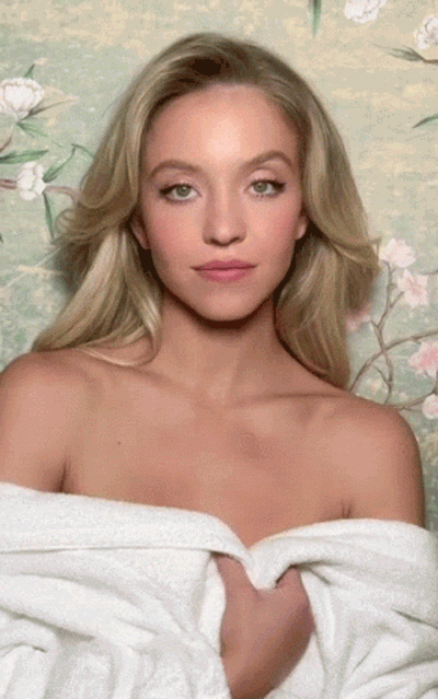sydney sweeney beauty and brilliance combined 29 gifs 3.html - 1 HD GIF | Premium Gallery 2024