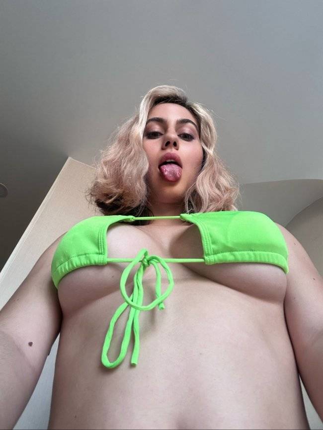 Underboobs Can’t Be Underrated!