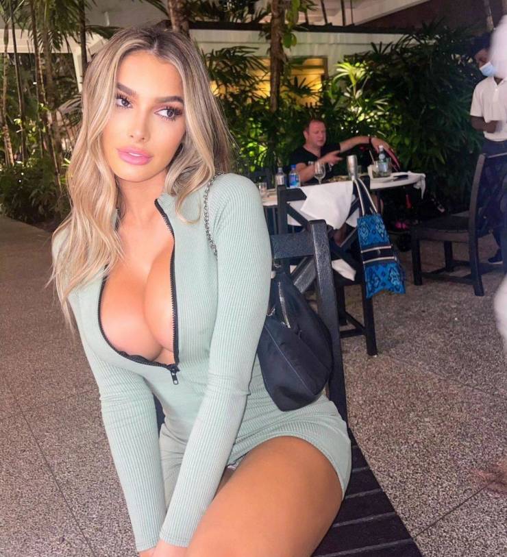 big boobs only 40 pics 10.html - 40 HD Photos | Premium Gallery 2024