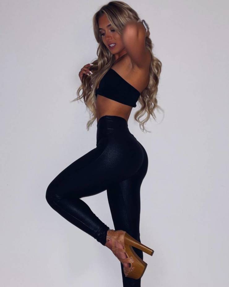 tight pants are always sexy 51 pics 3.html - 51 HD Photos | Premium Gallery 2024